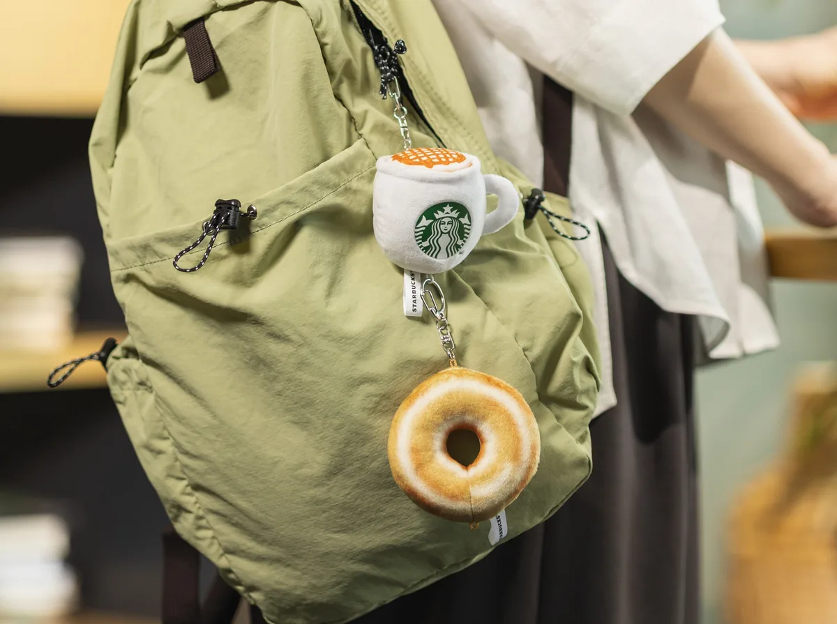 スターバックス初のカプセルトイ “つなげて”楽しむ『スターバックス ジョイフル カプセル』が2026年8月2日(日)より発売　ラインナップ全種類